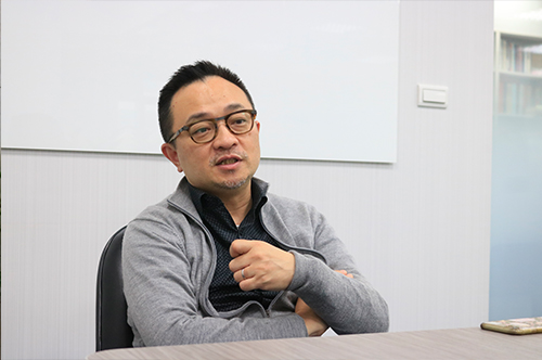 方頌仁董事長期許中大學生能積極把握機會，於大學四年之中充實自身能力。廖千慧攝
